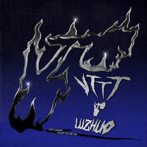 美女顺着丝袜往上摸视频大全
